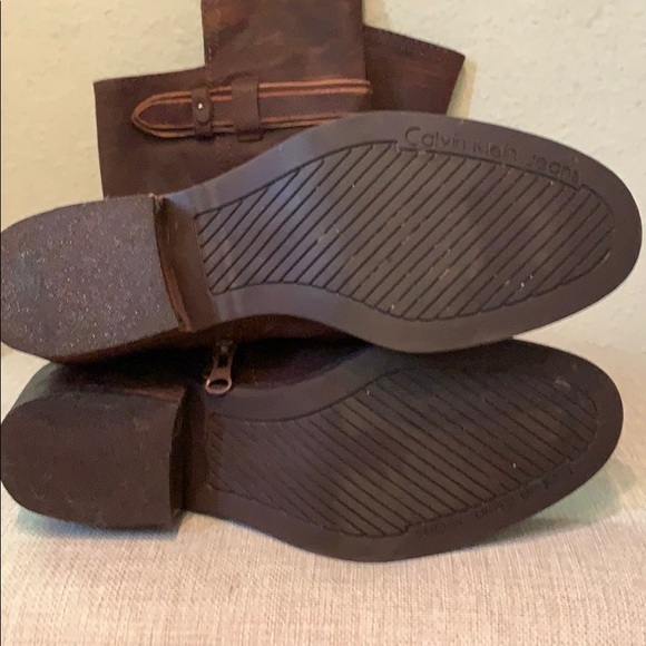 Calvin Klein boots - Picture 3 of 3